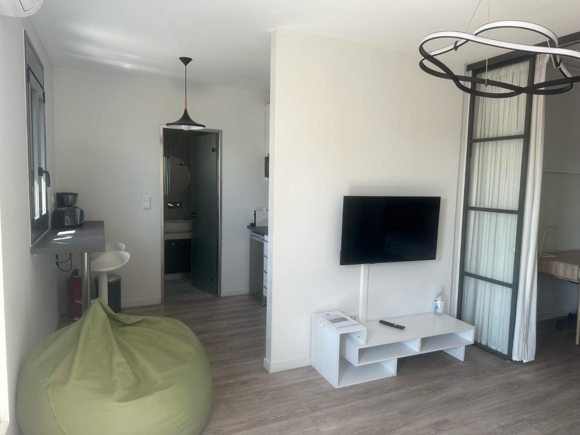 Emily In Athens - Central Chic Flat With Terrace Syntagma E1 Buitenkant foto